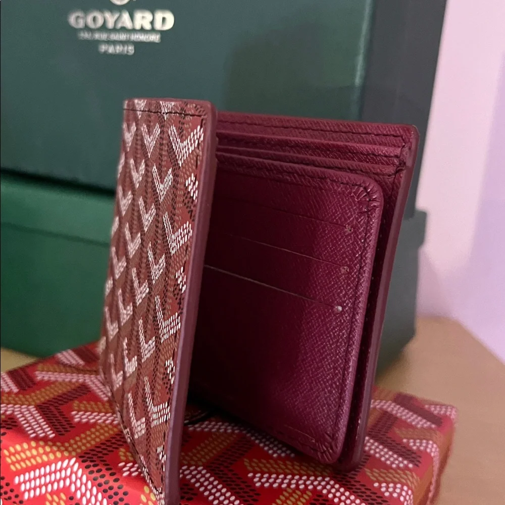 NWT‎ wallet select color